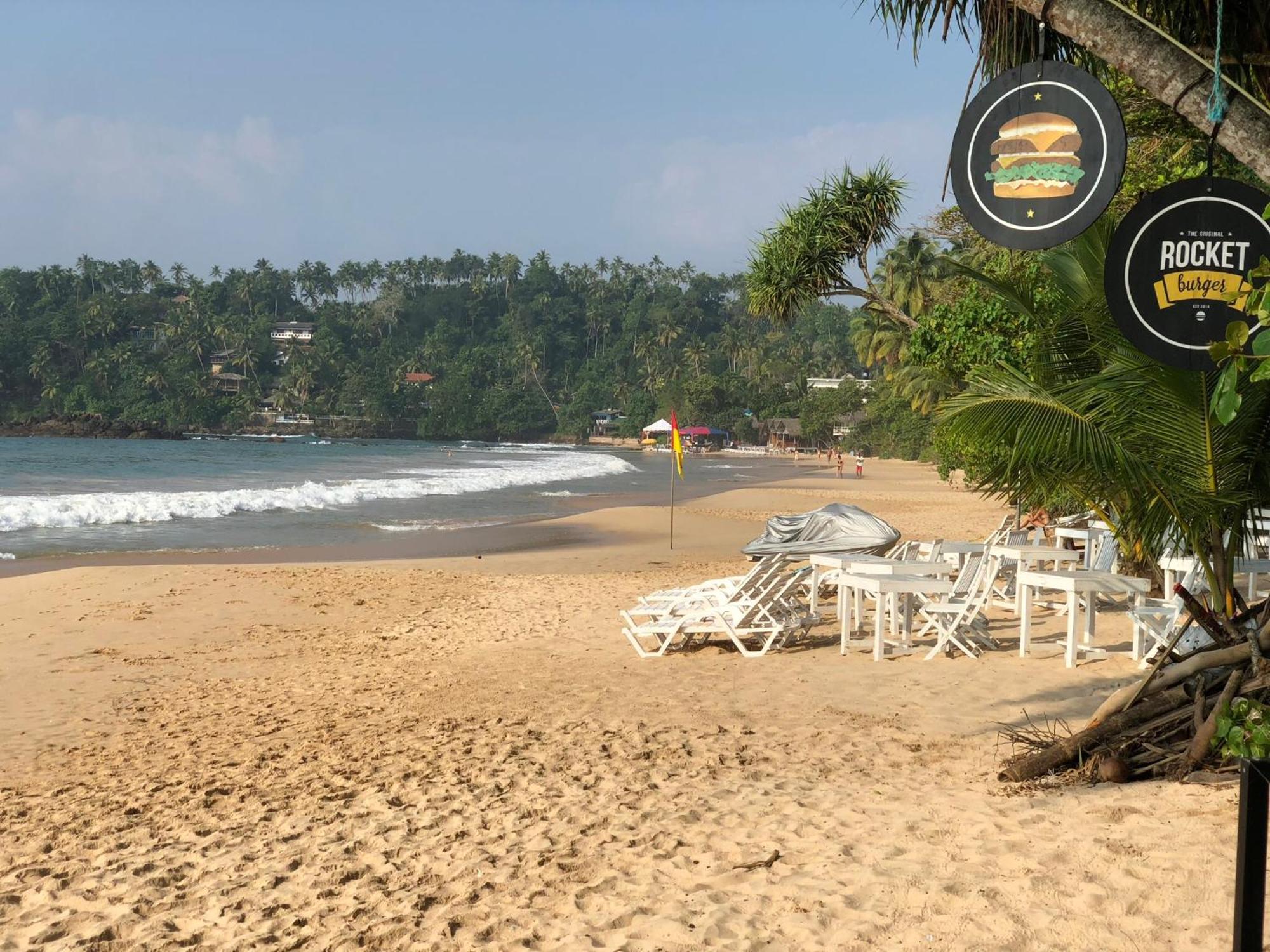 Sira's Chalets Mirissa Bagian luar foto